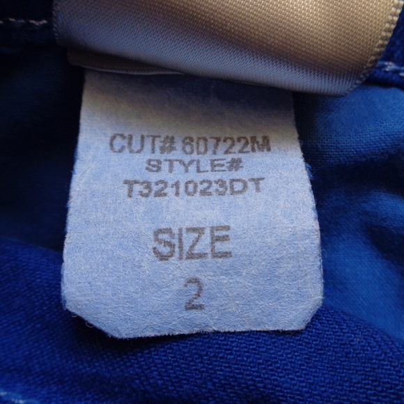 NYDJ Cuffed Capri Jeans Blue - Picture 6 of 8